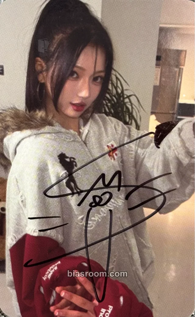S2iT - Yeonsoo - What I Want Album photocard event photocard set signature