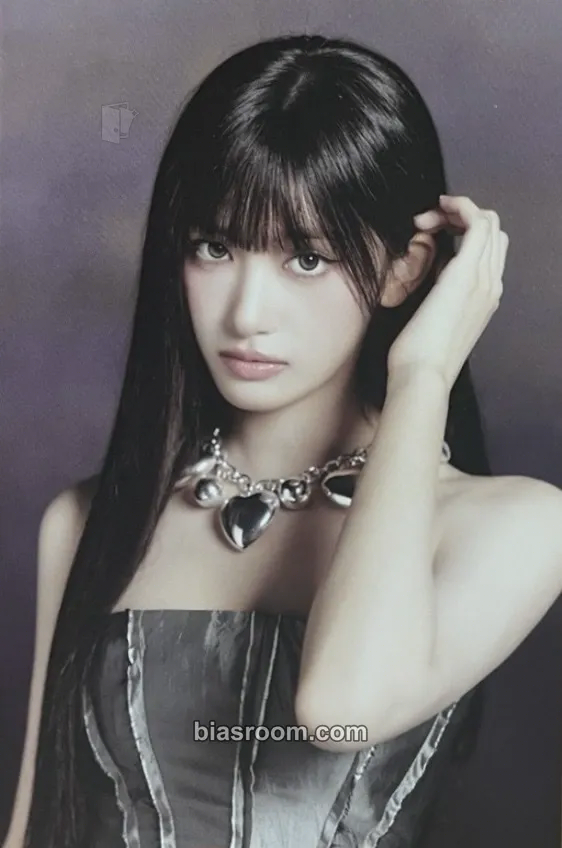 Leeseo IVE The 2nd World Tour <SHOW WHAT I AM> Photocard - IVE - IVE K-pop photocard