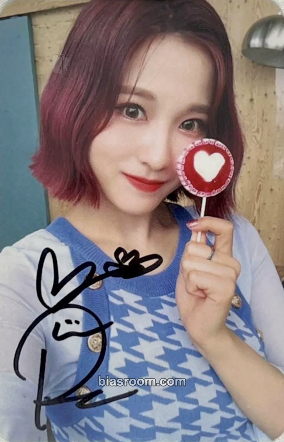 Remi Cherry Rush Photocard - Cherry Bullet - Cherry Bullet K-pop photocard