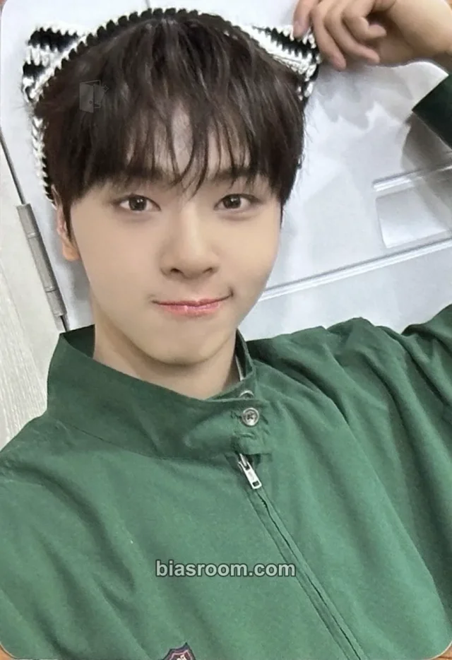 BAE173 - Yoojun - NEW CHAPTER : DESEAR Album fansign art event 1st music round 5