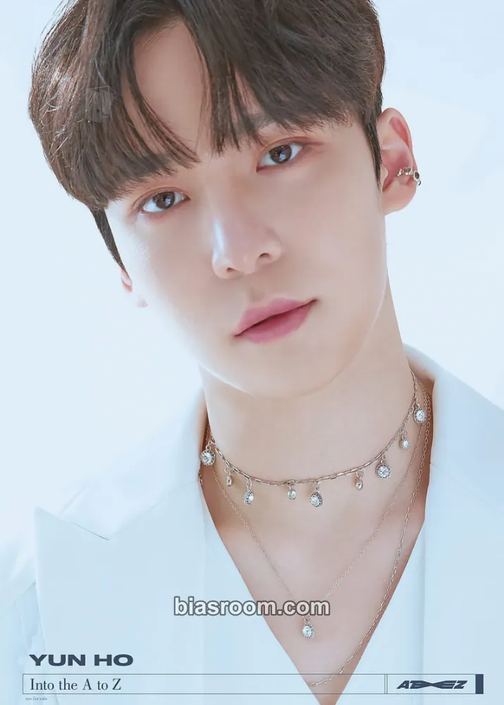 Yunho Into the A to Z Photocard - ATEEZ - ATEEZ K-pop photocard