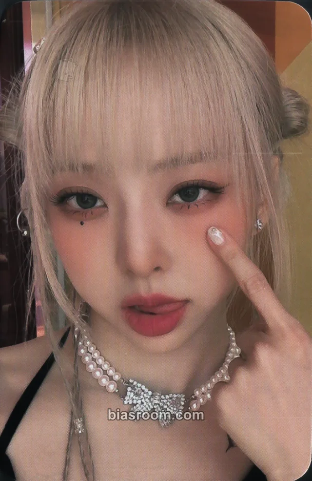 Loossemble - ViVi - Up_Link Station Event fromm store photocard set