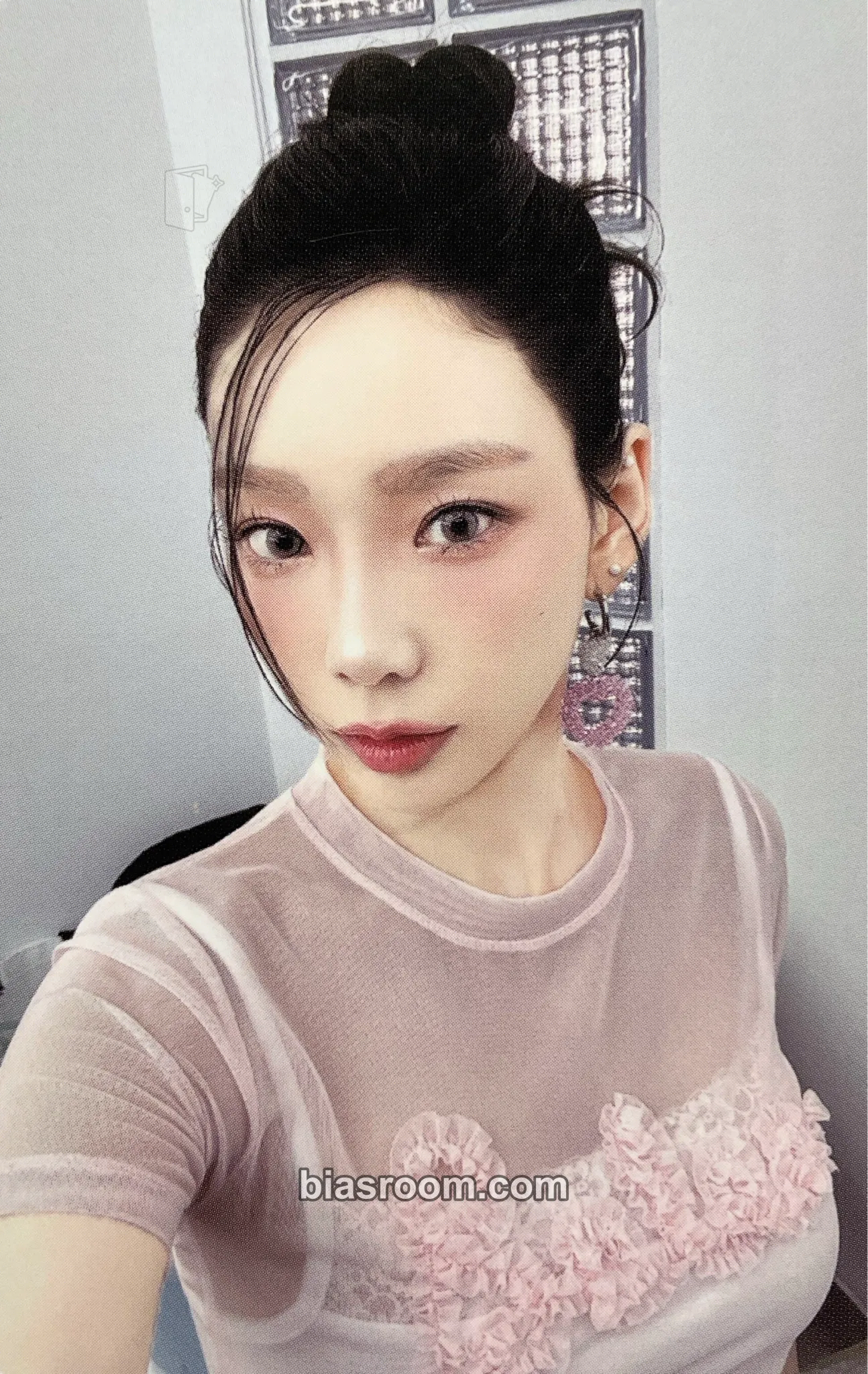 Taeyeon Season's Greetings 2025 Photocard - Girls' Generation - Girls' Generation K-pop photocard