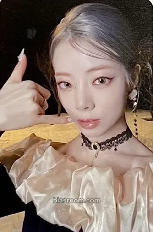 PURPLE KISS - Na Goeun - Cabin Fever Album fancafe event