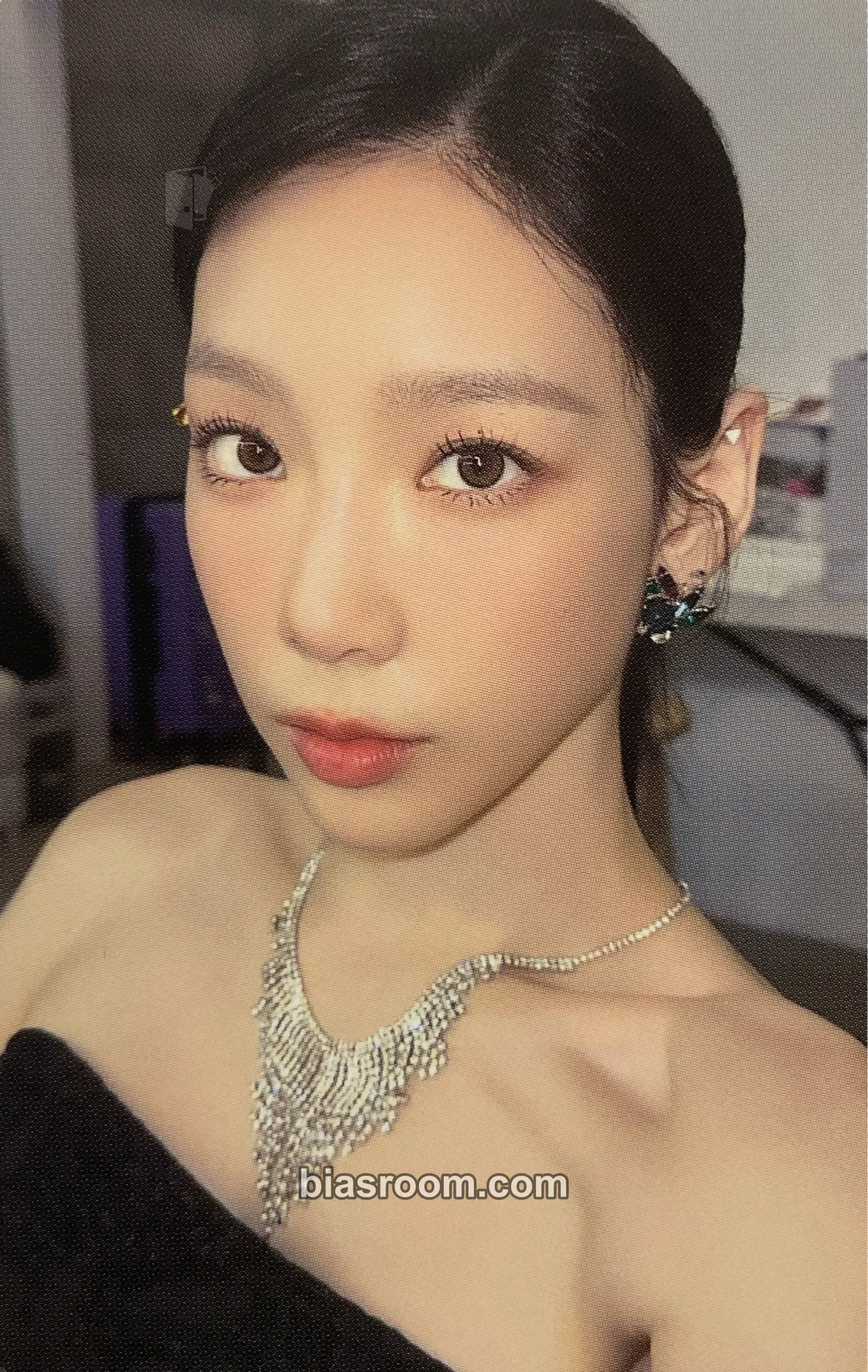 Taeyeon Season's Greetings 2024 Photocard - Girls' Generation - Girls' Generation K-pop photocard