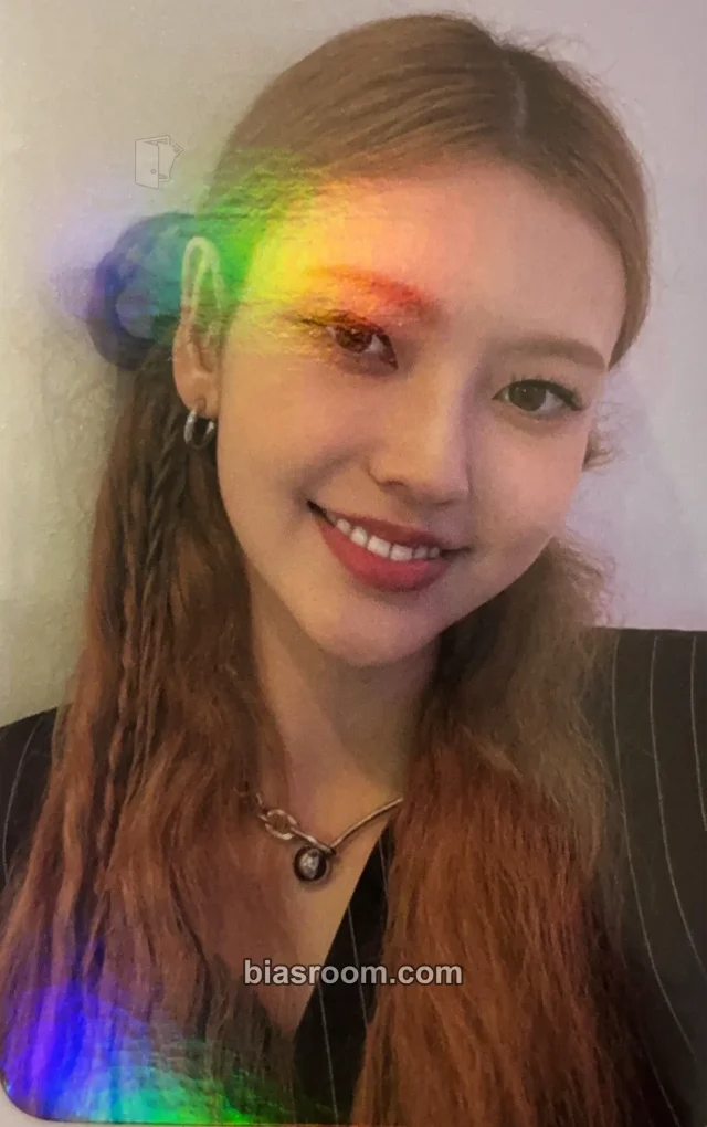 Nina IRRIS Wanna Know K-pop photocard