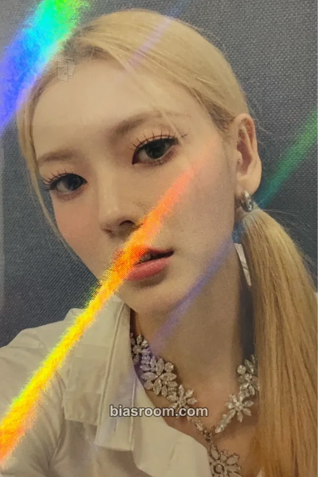 Nina IRRIS Wanna Know K-pop photocard