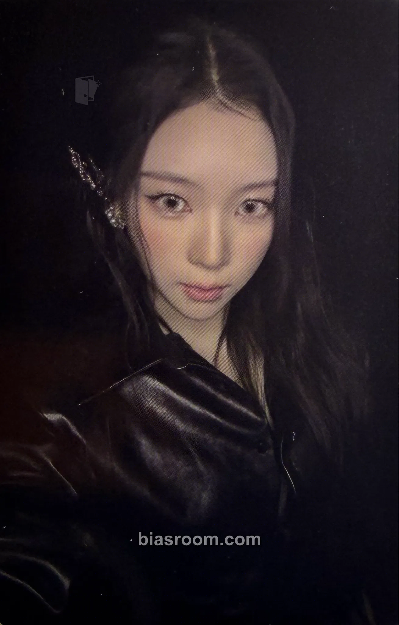 Narin BITE NOW Photocard - MEOVV - MEOVV K-pop photocard