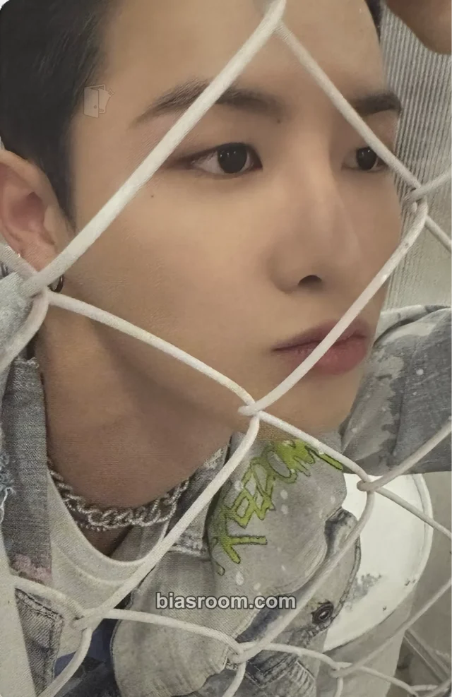TO1 - Kyungho - UP2U Album album photocard freeze tag version
