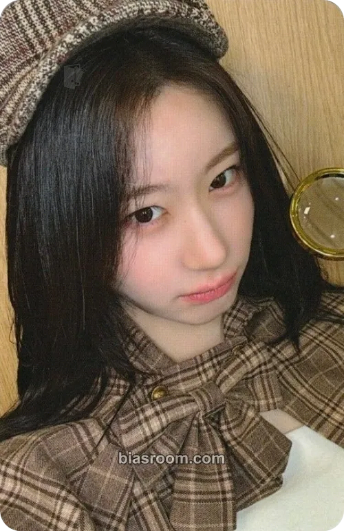 Chaeryeong Motto Photocard - ITZY - ITZY K-pop photocard