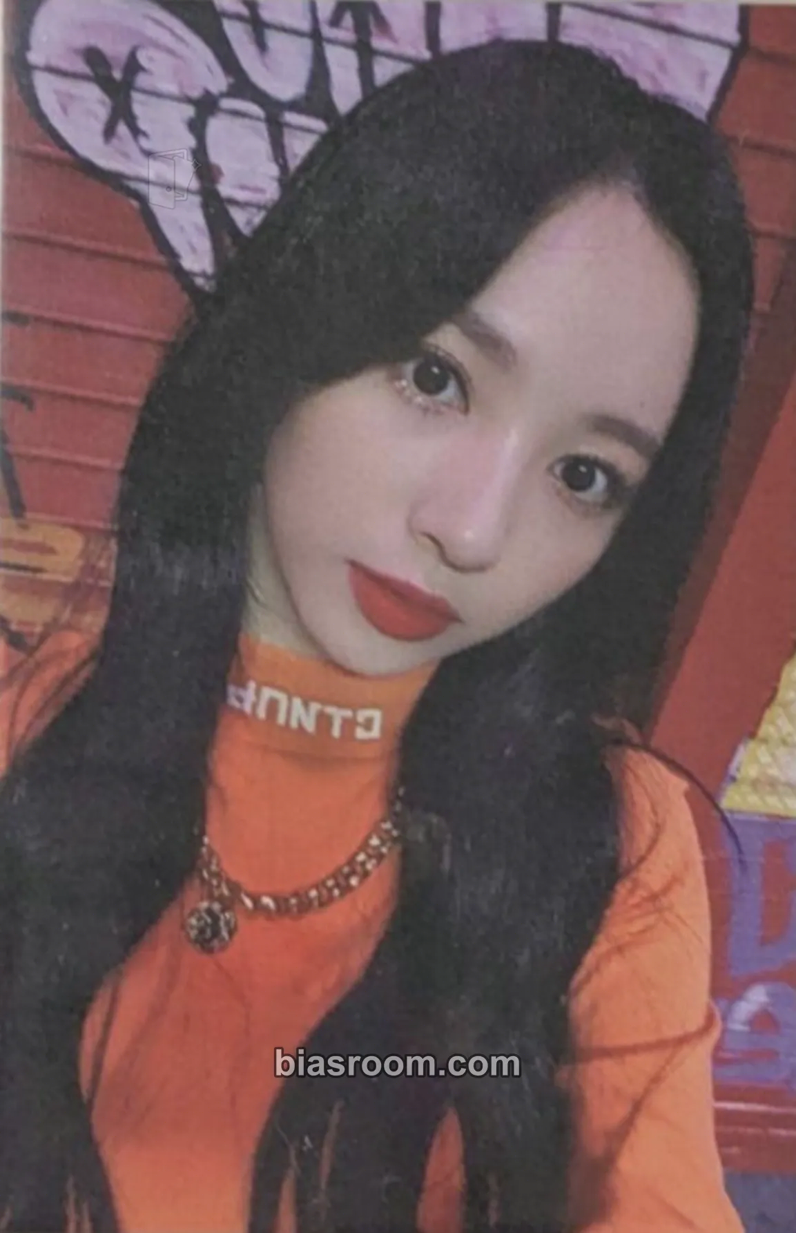 Huh Jiwon Hands Up Photocard - Cherry Bullet - Cherry Bullet K-pop photocard