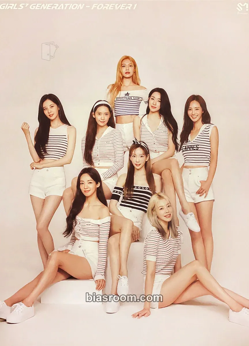 Forever 1 Photocard - Girls' Generation - Girls' Generation K-pop photocard