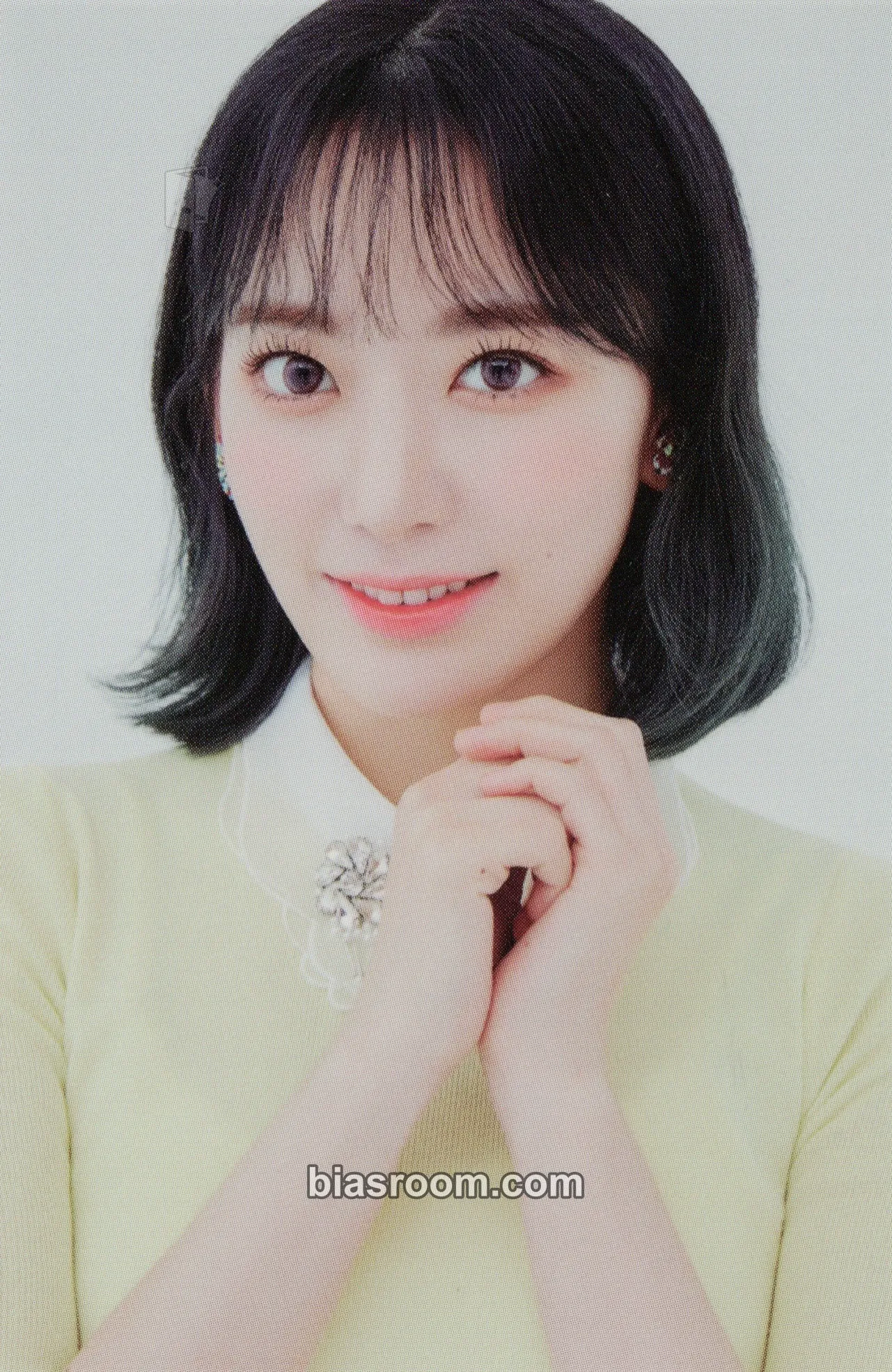 Sakura ONEIRIC THEATER Photocard - IZ*ONE - IZ*ONE K-pop photocard
