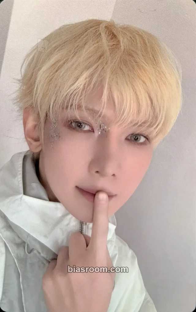 ATEEZ - Yeosang - OFFICIAL LIGHT STICK VER.3 Other merch photocard lightstick