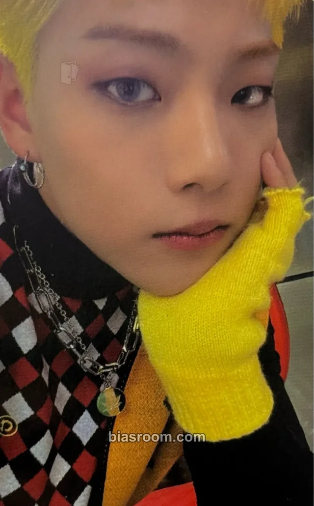 ONF - E-Tion - ONF: MY NAME Album album photocard B version