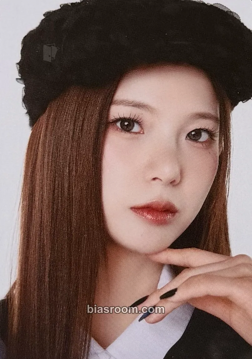 Yujin Beyond the Star: Fan Concert Tour Photocard - Kep1er - Kep1er K-pop photocard