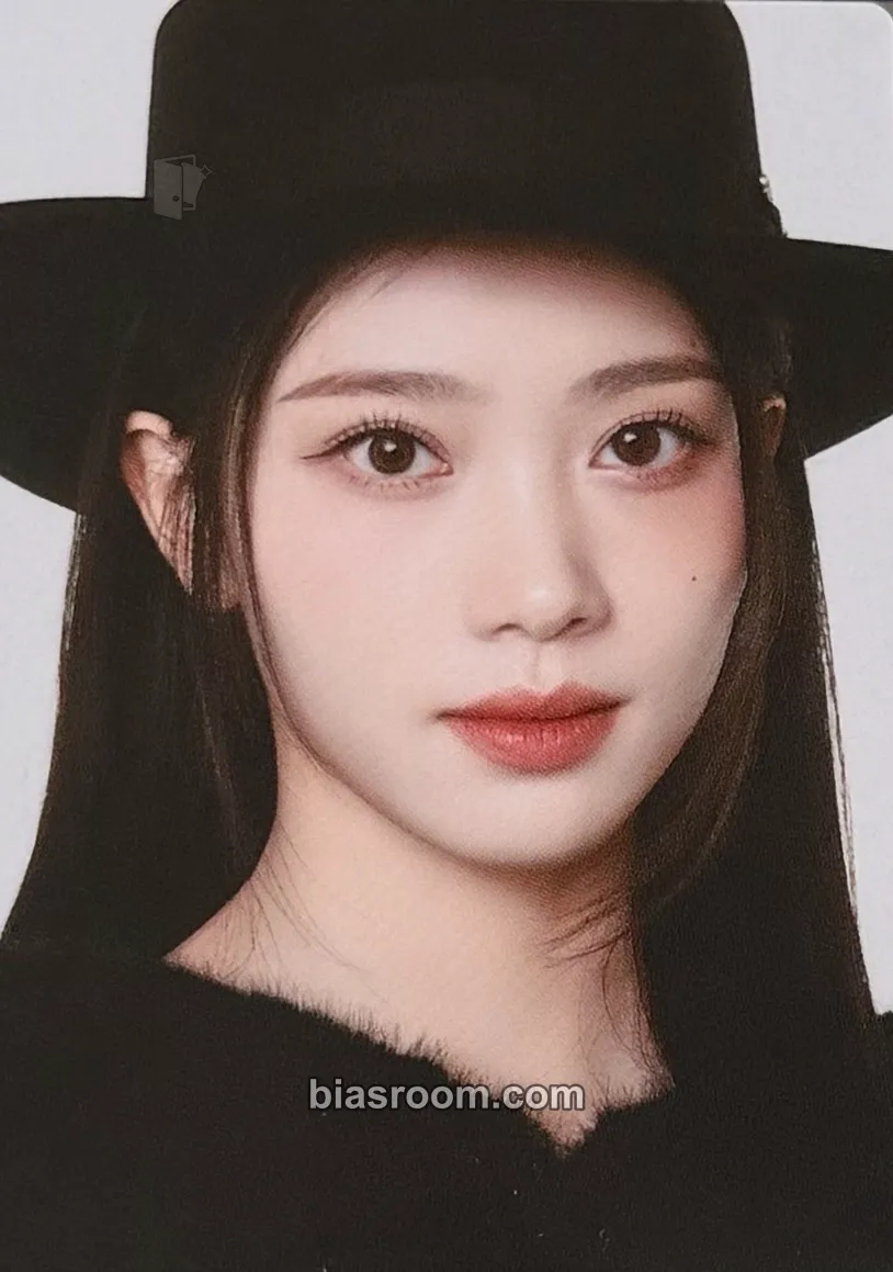 Xiaoting Beyond the Star: Fan Concert Tour Photocard - Kep1er - Kep1er K-pop photocard