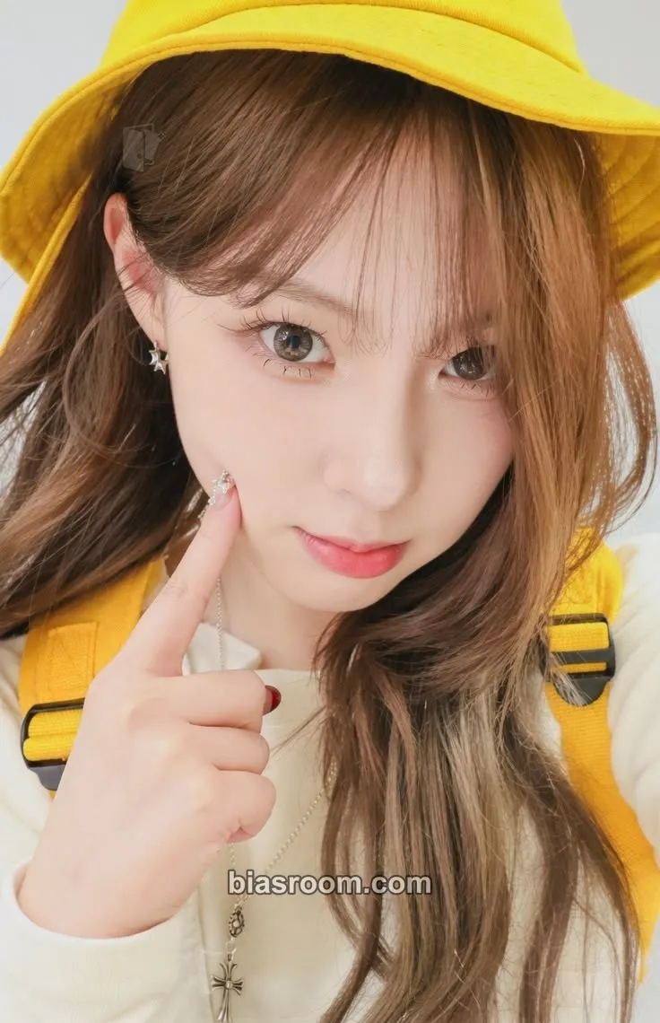 Chaehyun Crack Code Photocard - Kep1er - Kep1er K-pop photocard