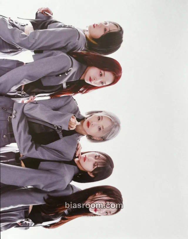 Queenz Eye - UNI-Q Album album inclusion mini poster lyric card