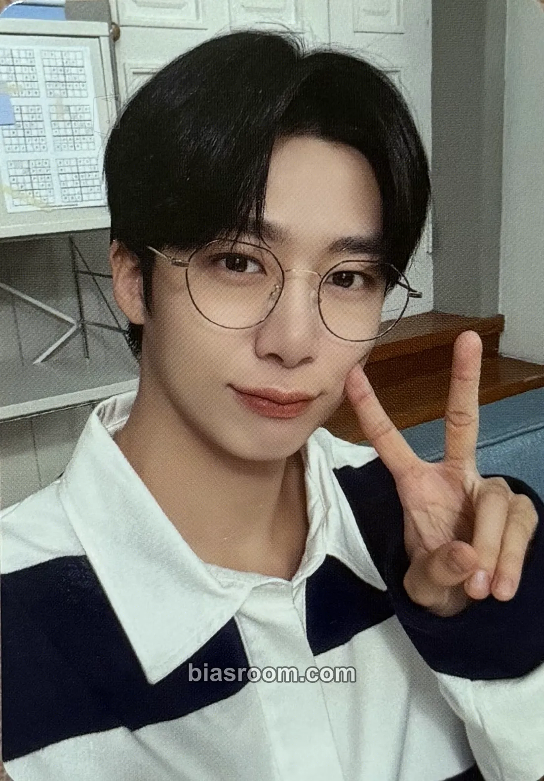 Hyungwon MX Friends Fancon Photocard - MONSTA X - MONSTA X K-pop photocard