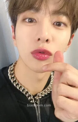 Bo Min Invisible Crayon Photocard - Golden Child - Golden Child K-pop photocard