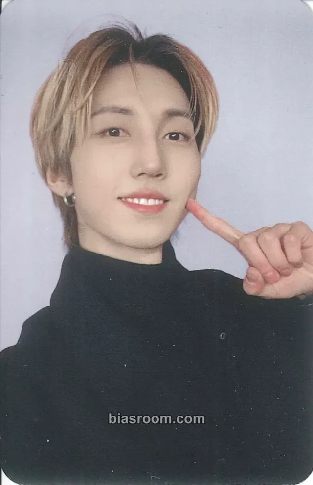M.O.N.T - Roda - 2024 SEASON'S GREETINGS Other photocard set