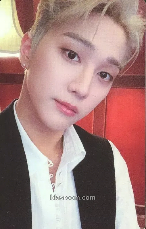 Joo Chan DDARA Photocard - Golden Child - Golden Child K-pop photocard