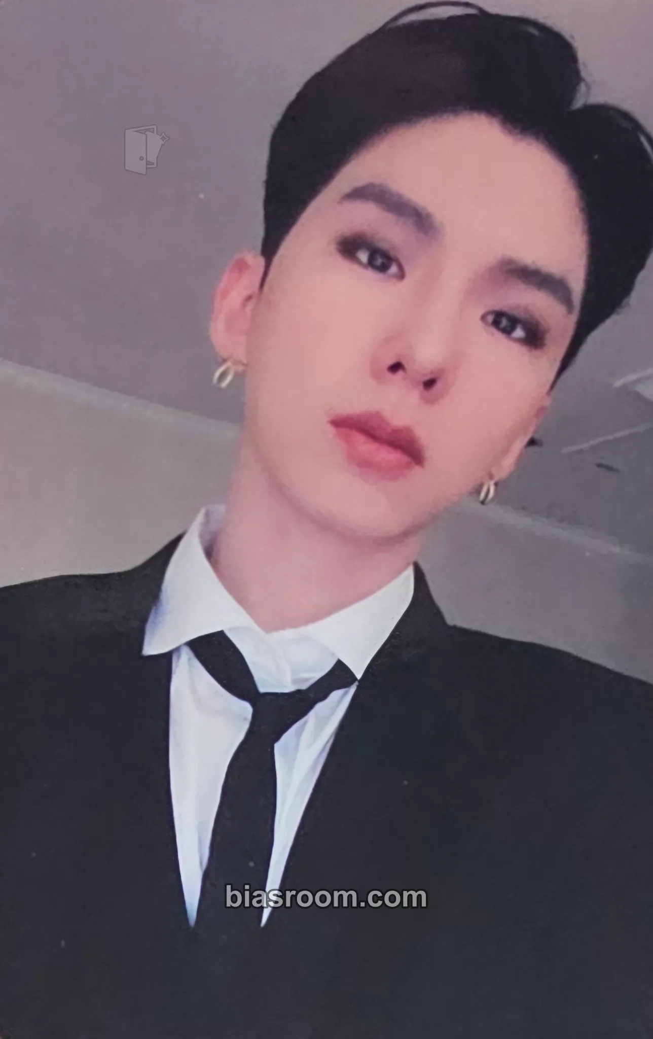 Kihyun One of a Kind Photocard - MONSTA X - MONSTA X K-pop photocard