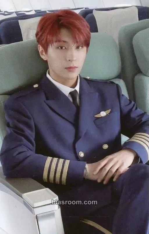 Y Pump It Up Photocard - Golden Child - Golden Child K-pop photocard