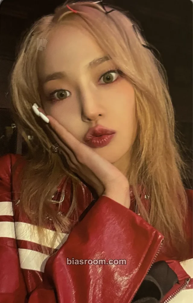 CLC - Yeeun - The Beginning Album pob (pre-order benefit)