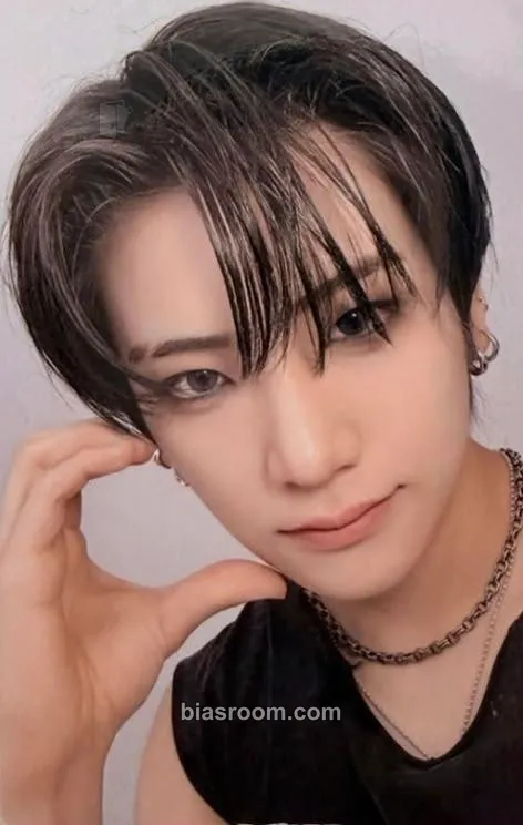Yuma Back to Life Photocard - &TEAM - &TEAM K-pop photocard