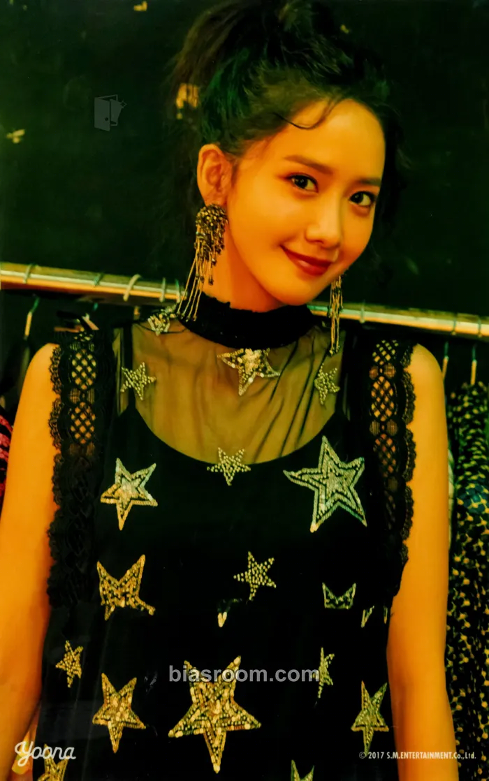 Yoona Holiday Night Photocard - Girls' Generation - Girls' Generation K-pop photocard