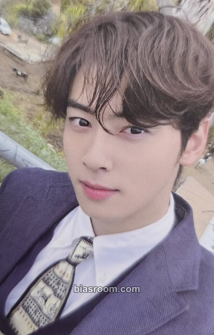 Cha Eun-woo Cha Eun-woo 2023 Photobook in LA Photocard - ASTRO - ASTRO K-pop photocard