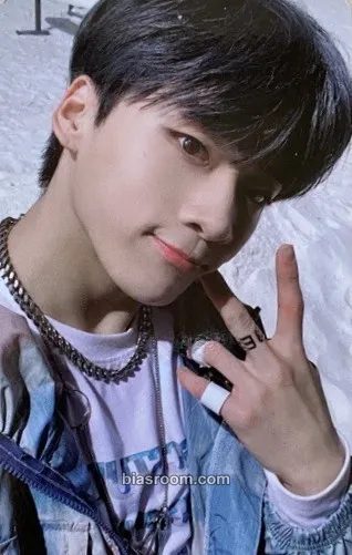 Castle J Into the ICE AGE Photocard - MCND - MCND K-pop photocard