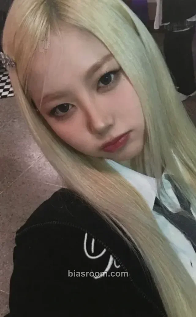 PURPLE KISS - Ireh - RBW Cafe Other week 2