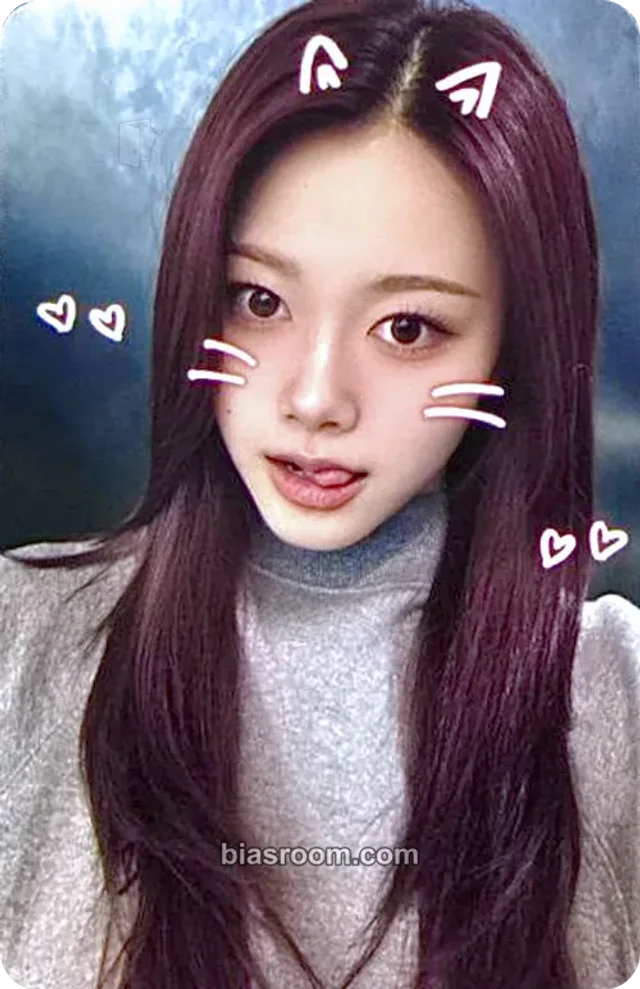 CLASS:y - Seonyou - Love XX Album itta group video call (fancall) round 3