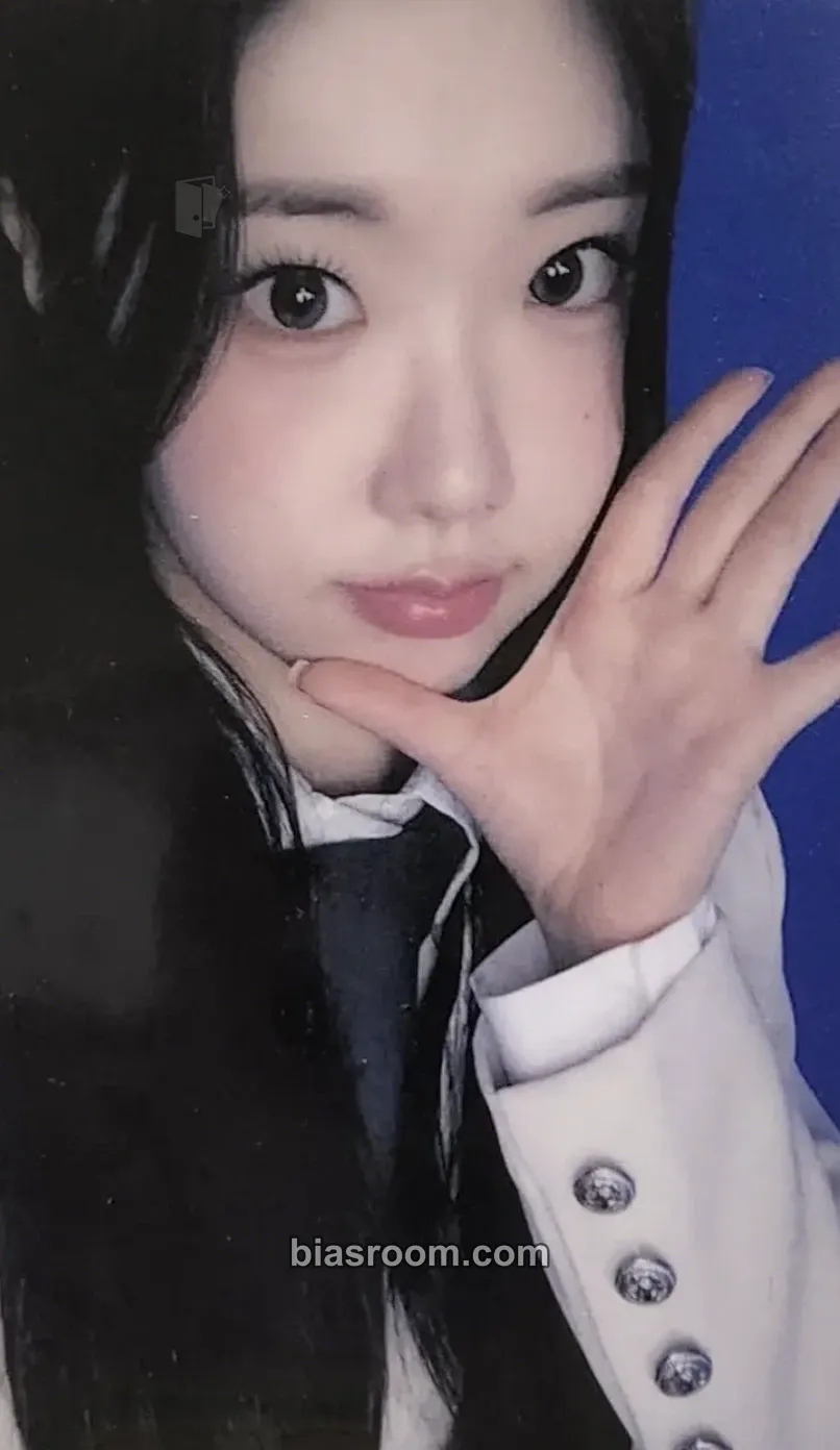 Chaewon CLASS IS OVER Photocard - CLASSy - CLASSy K-pop photocard