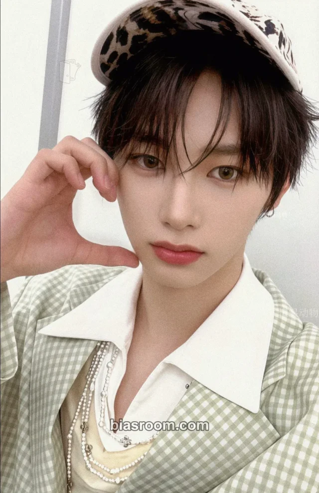 ALPHA DRIVE ONE - Anxin - ALPHA DRIVE ONE - ELLEMEN (JANUARY 2026) Other magazine inclusion member version