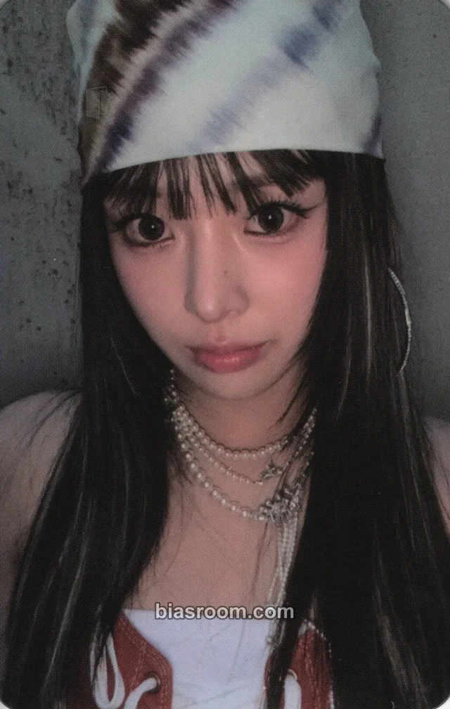 HEART OF WOMAN - Jihyun - Heart Byte : LEGACY Album album photocard blue version