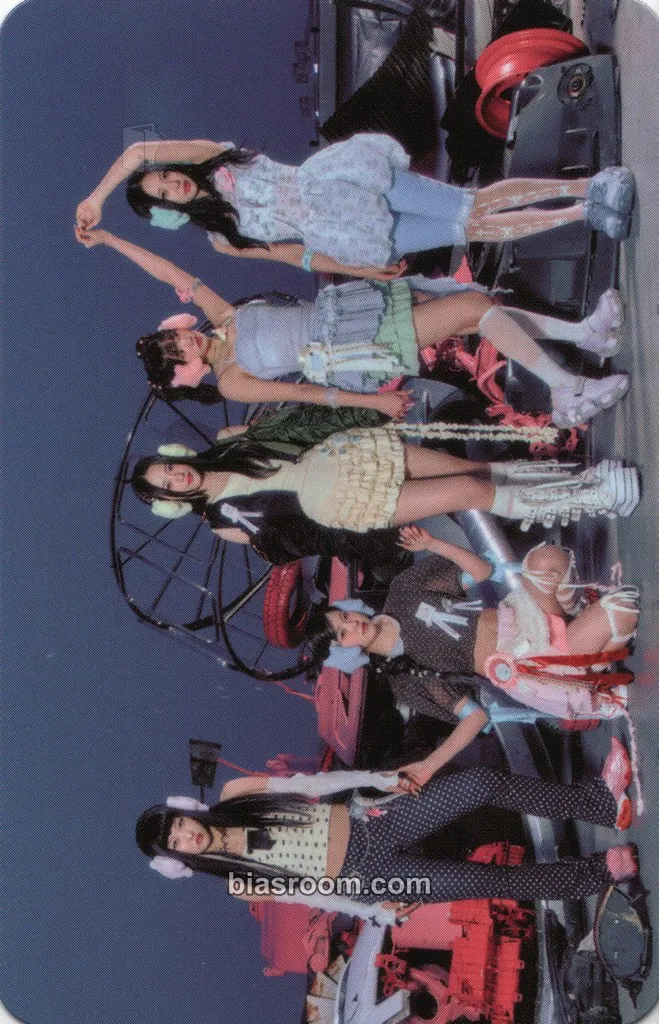 Heart Byte : LEGACY Photocard - HEART OF WOMAN - HEART OF WOMAN K-pop photocard