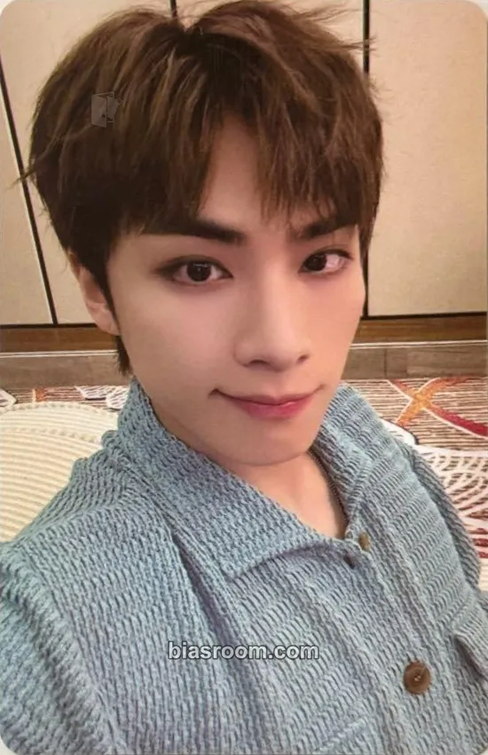 Xiaojun Give Me That Photocard - WayV - WayV K-pop photocard