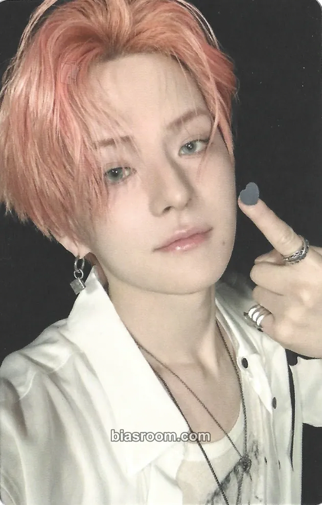 Yoshi Pleasure Photocard - TREASURE - TREASURE K-pop photocard