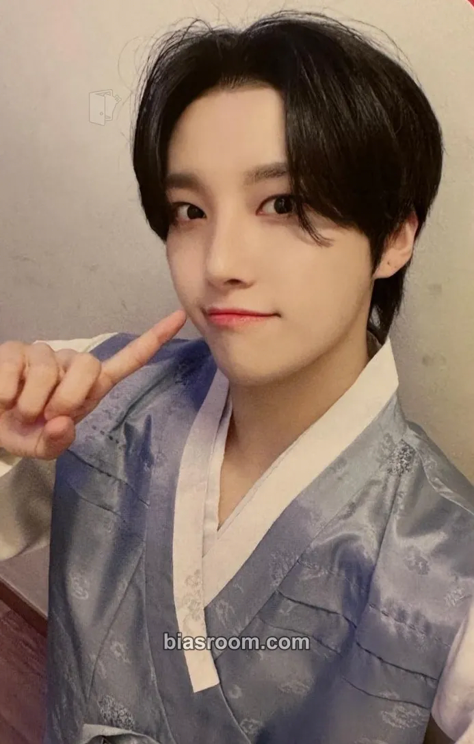 Choi In ROAR Photocard - E’LAST - E’LAST K-pop photocard