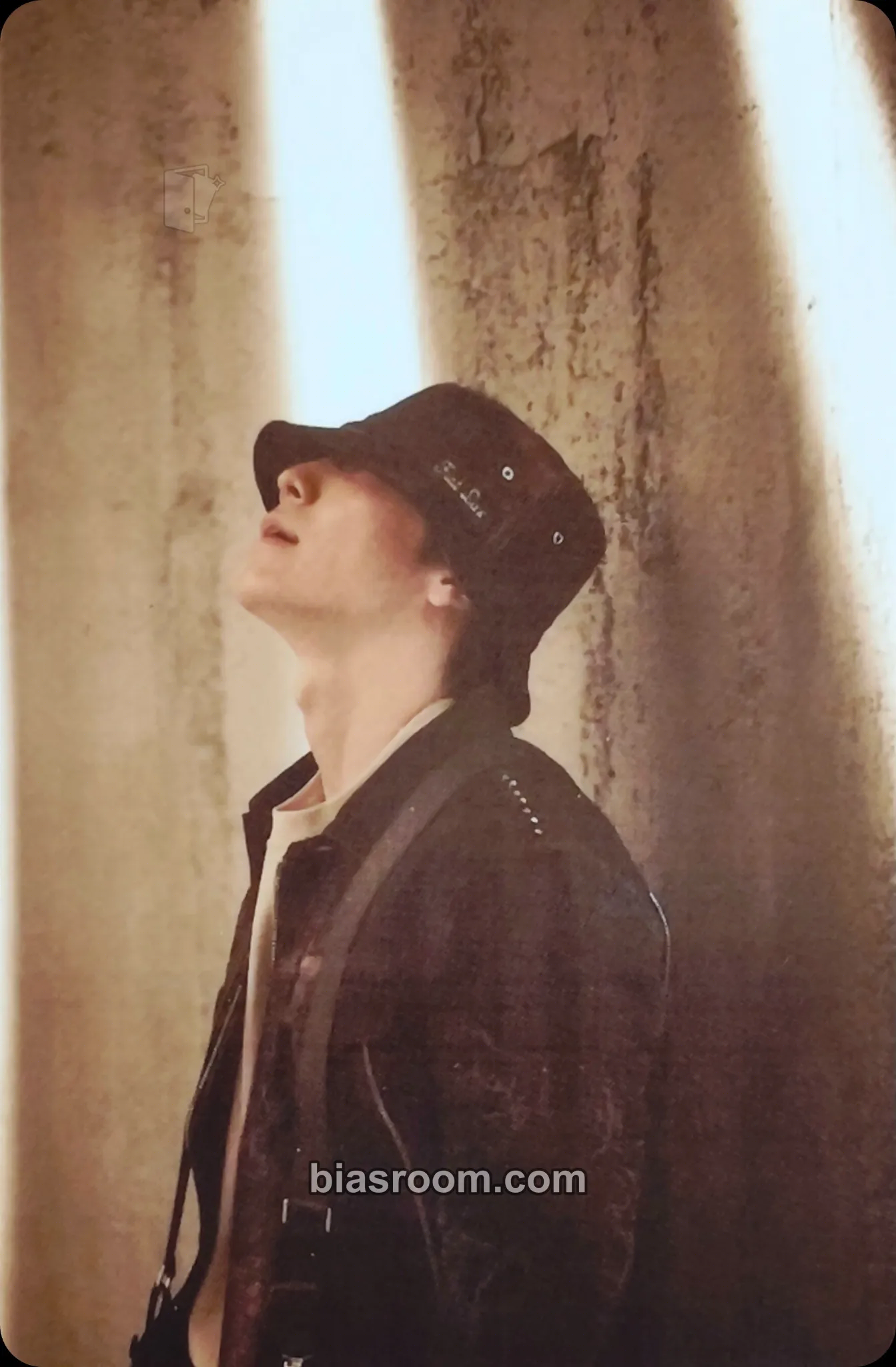 Donghae Timeless Photocard - SUPER JUNIOR - SUPER JUNIOR K-pop photocard