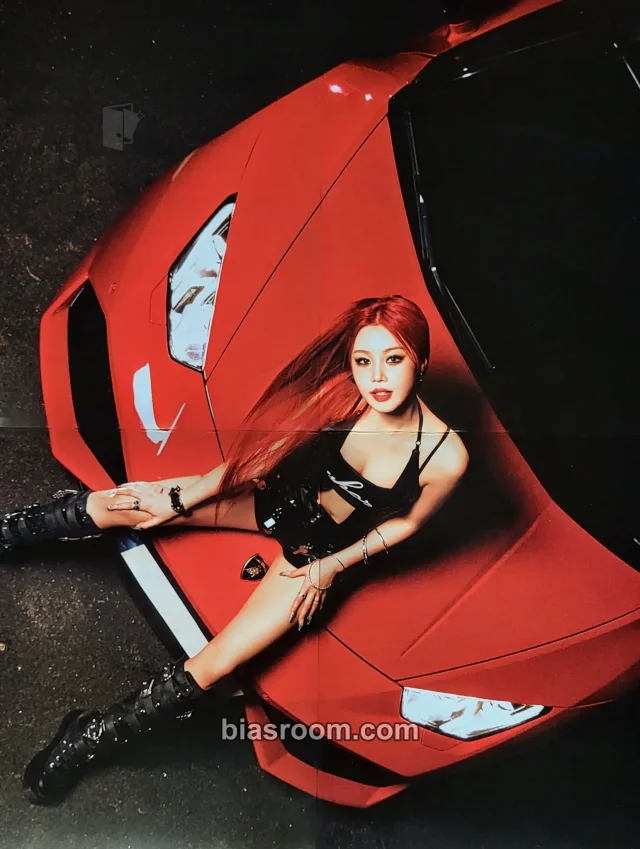 Soojin - Soojin - BADITUDE Album album inclusion mini poster baddie version