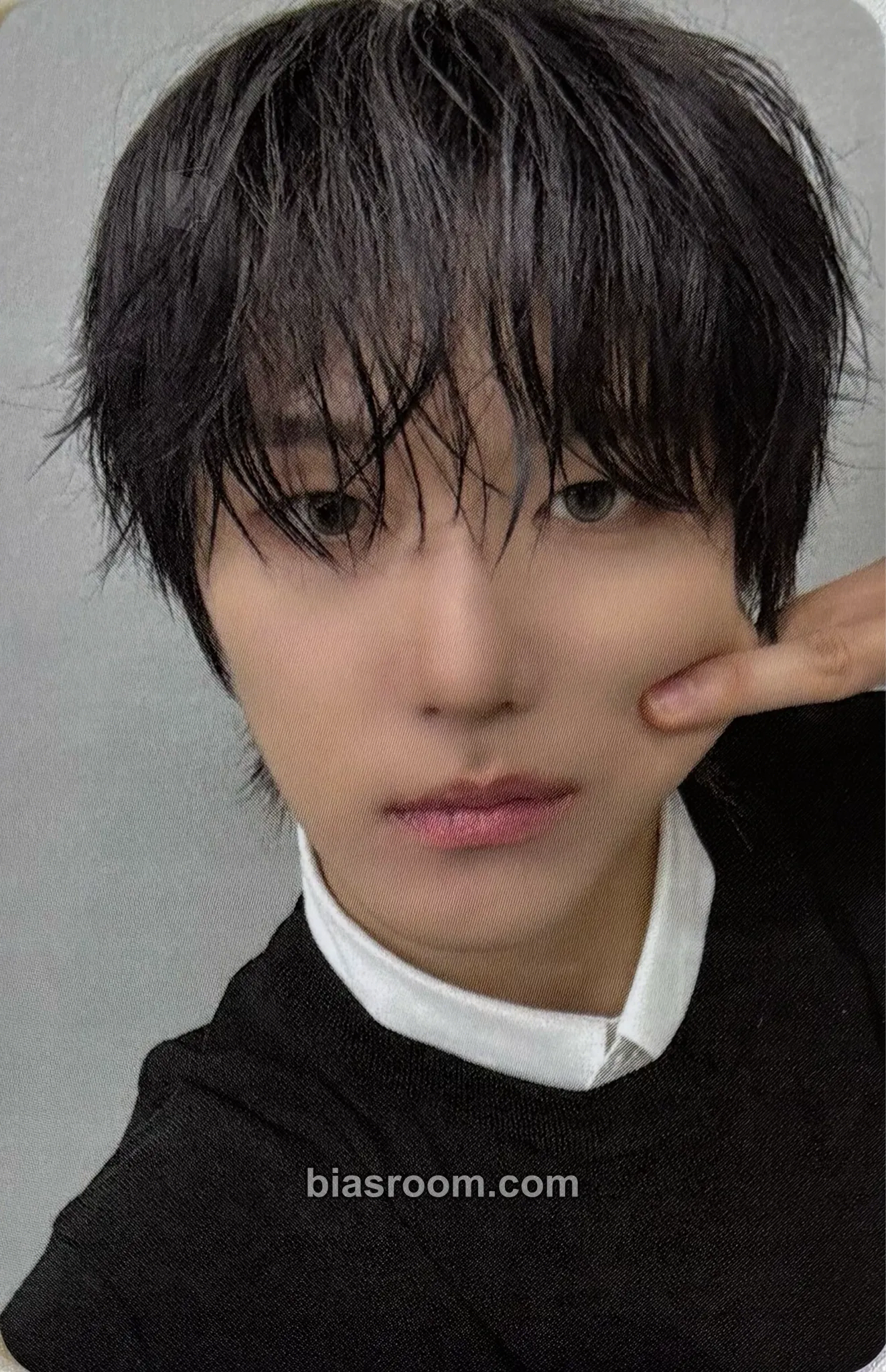 Gihyeon Chapter: New is Now Photocard - NouerA - NouerA K-pop photocard