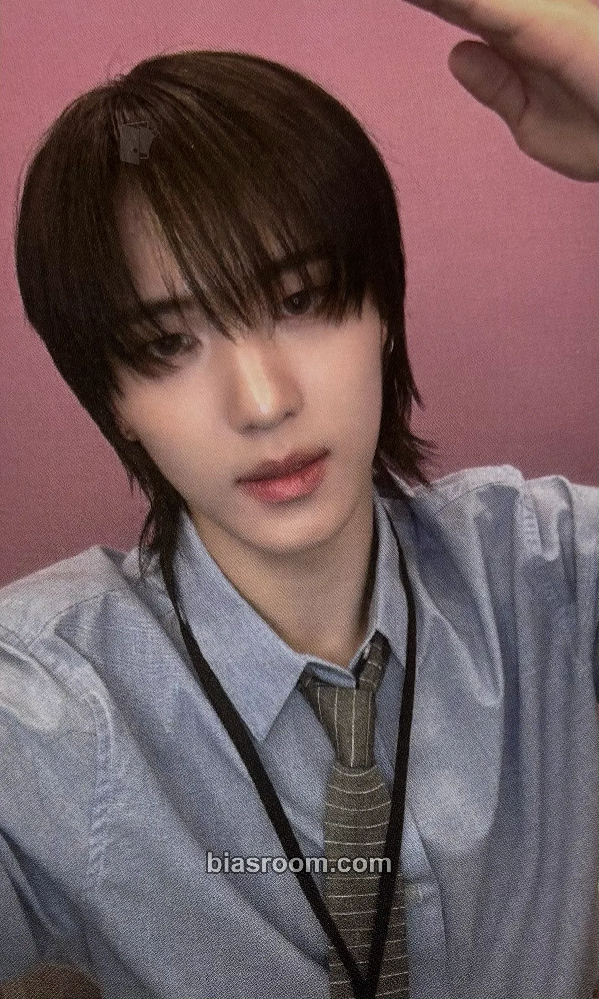Gihyeon NouerA 2nd Fanmeeting 'Nova! It's Dangerous Outside The Covers!' Photocard - NouerA - NouerA K-pop photocard