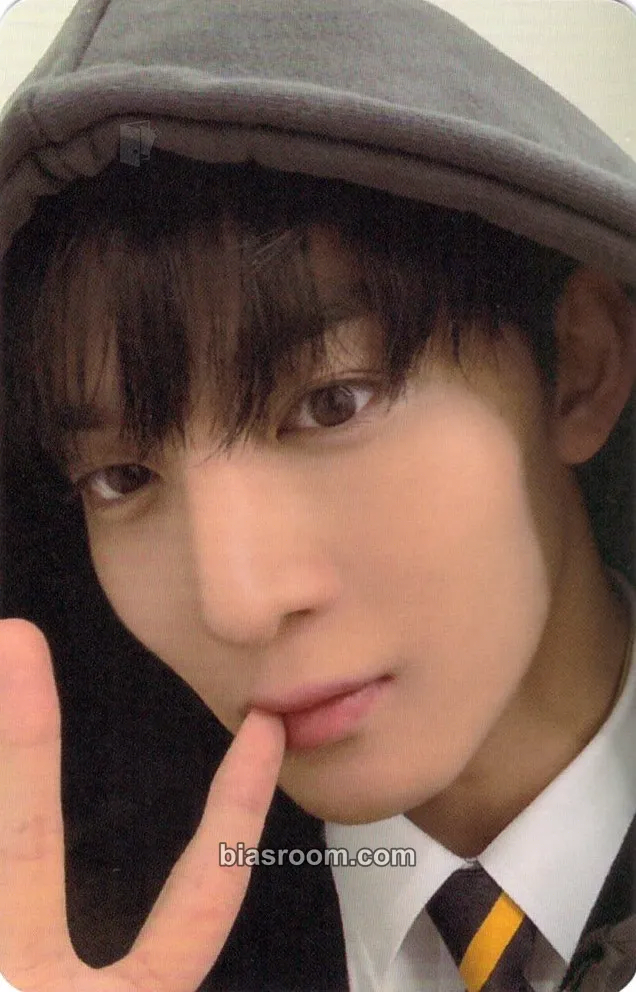 Jinyoung STILL YOUNG Photocard - Bae Jinyoung - Bae Jinyoung K-pop photocard