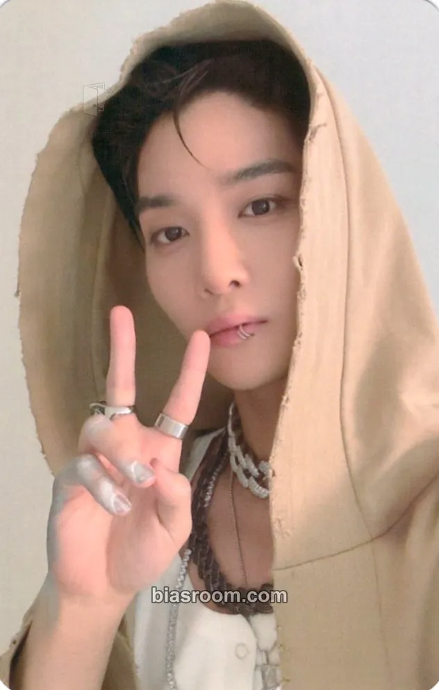 Jinyoung STILL YOUNG Photocard - Bae Jinyoung - Bae Jinyoung K-pop photocard
