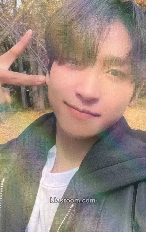 Sangyeon 2022 Fan-Con: The B-Road Photocard - THE BOYZ - THE BOYZ K-pop photocard